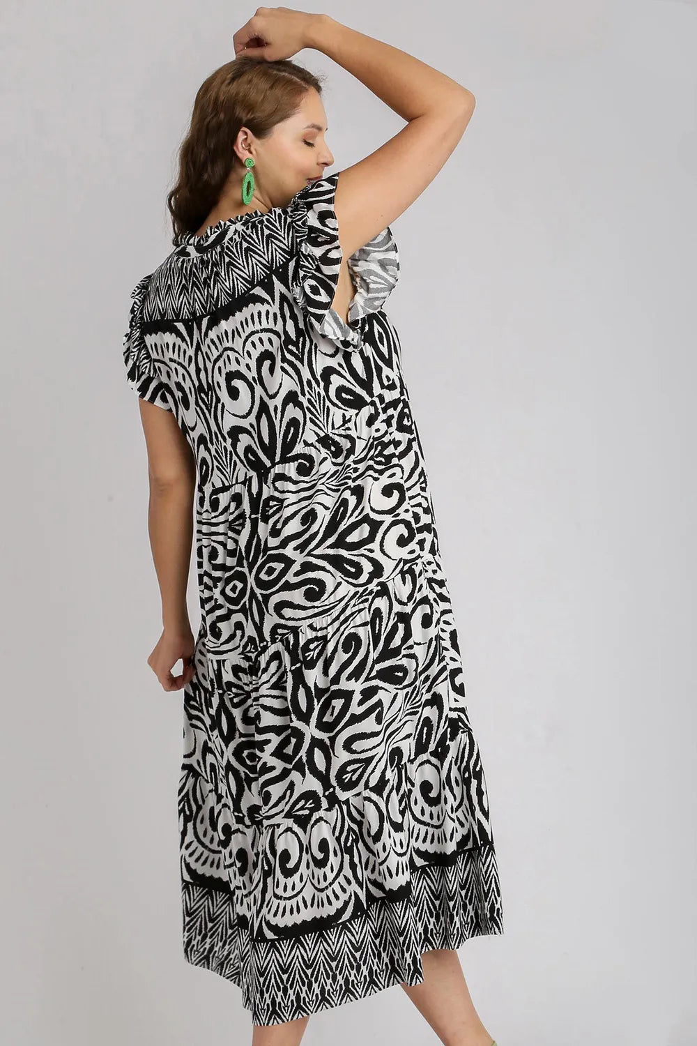 Umgee Full Size Two Tone Border Print Ruffle Cap Sleeve Midi Dress Plus Size.