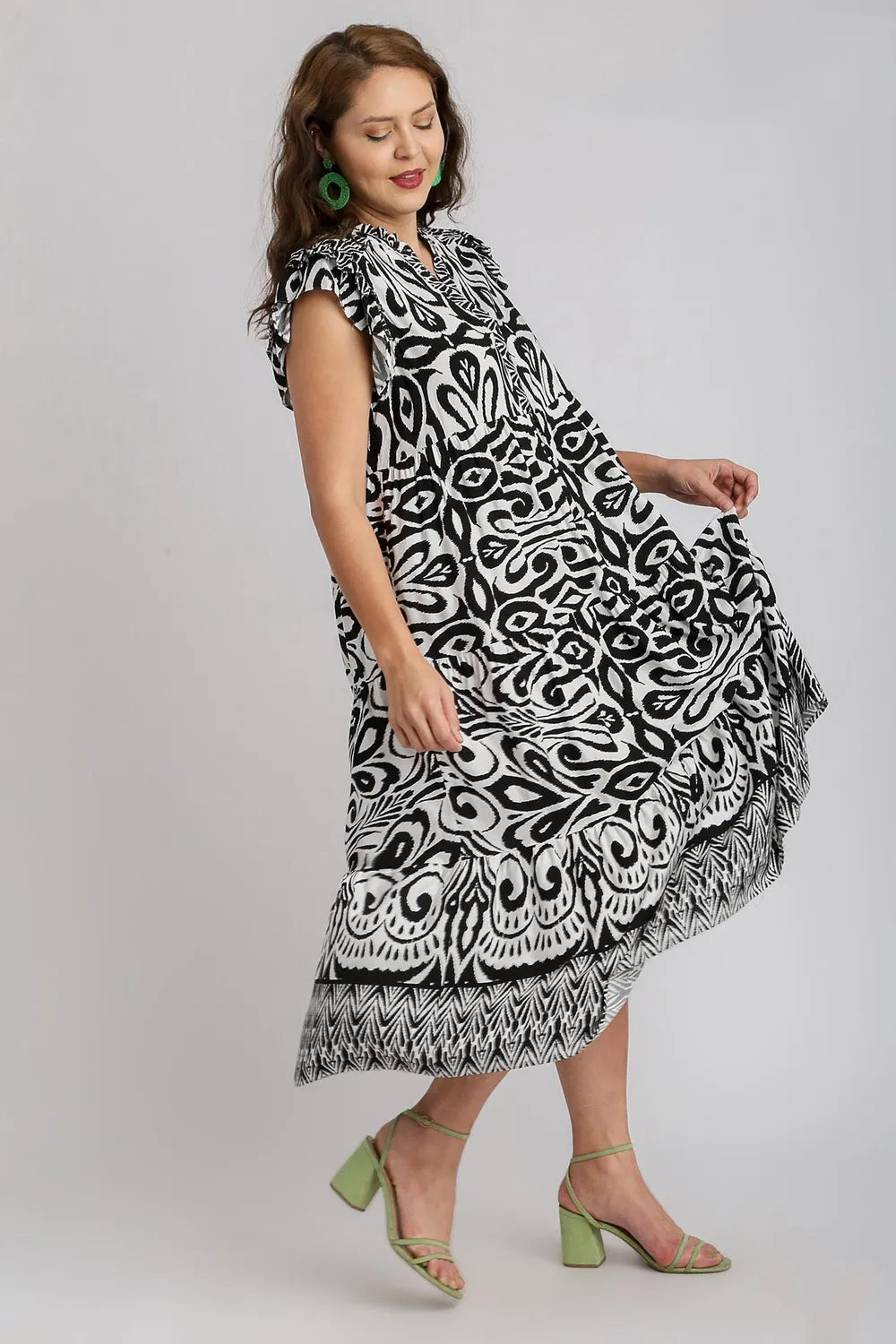 Umgee Full Size Two Tone Border Print Ruffle Cap Sleeve Midi Dress Plus Size.