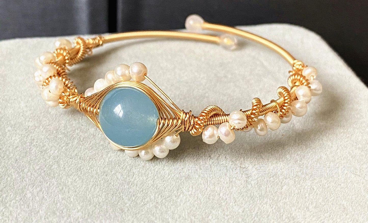 silver pearl bracelet