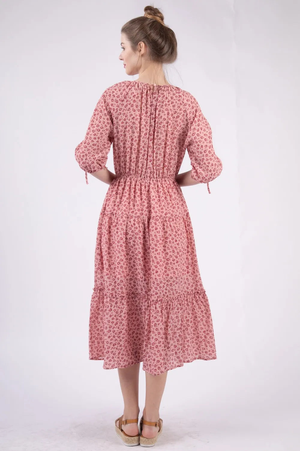 VERY J Floral Round Neck Tiered Midi Dress.