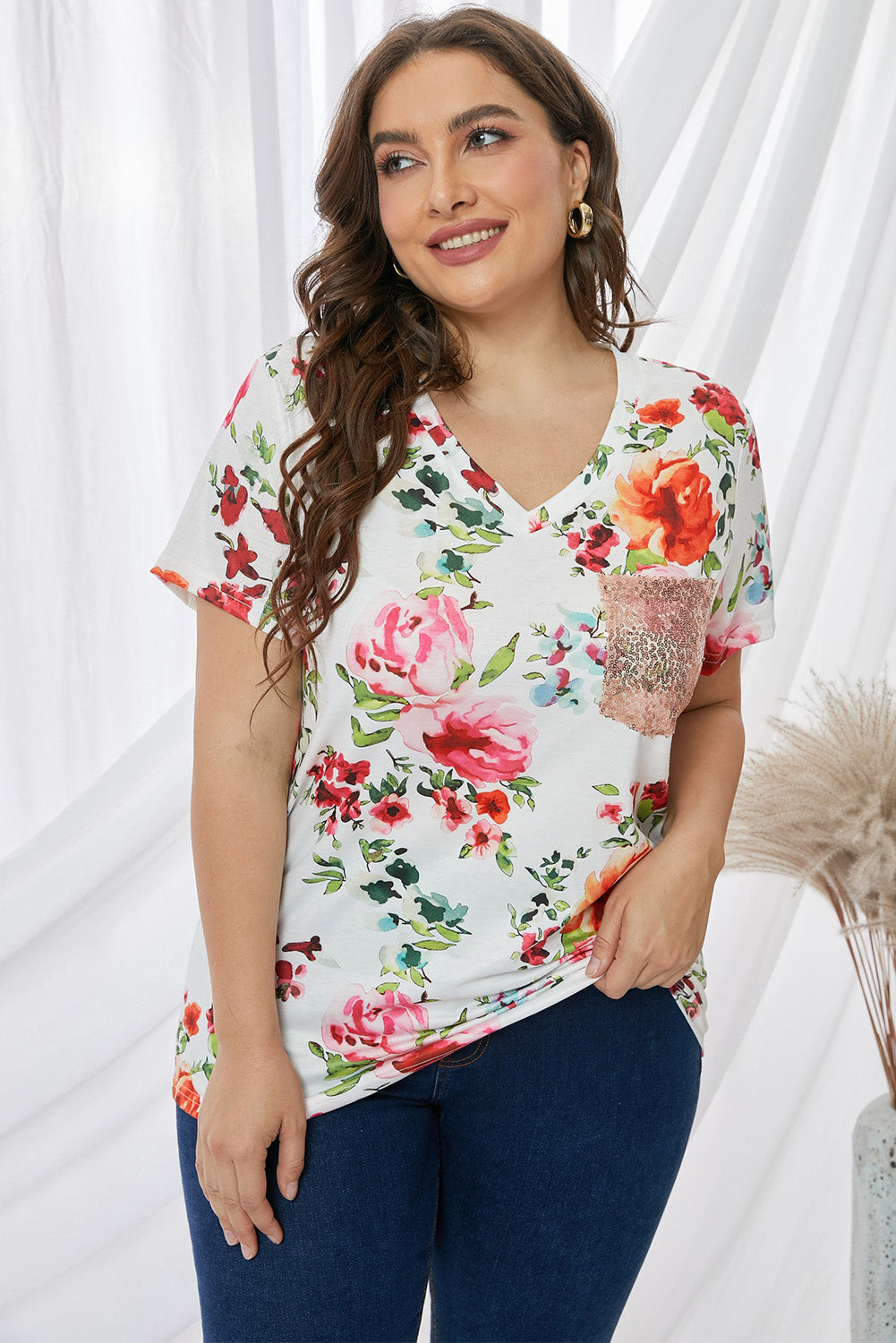Plus Size Floral Print Sequin Pocket Tee - PRAYANS