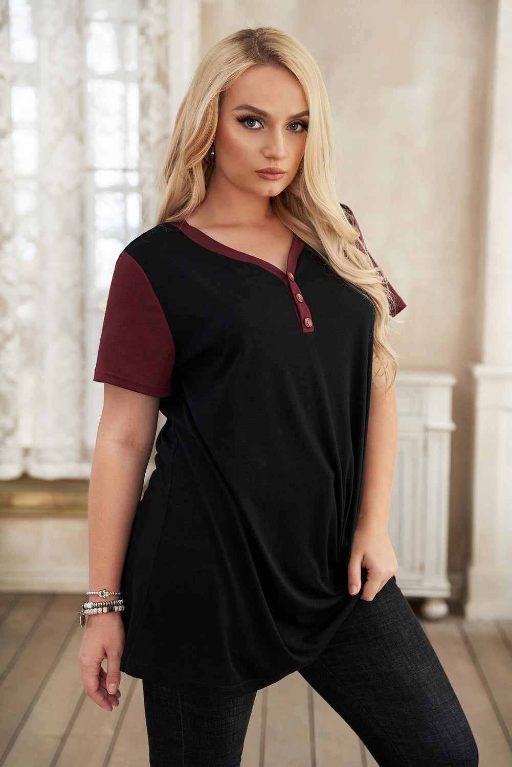 Plus Size Contrast Twisted Henley Tee - PRAYANS