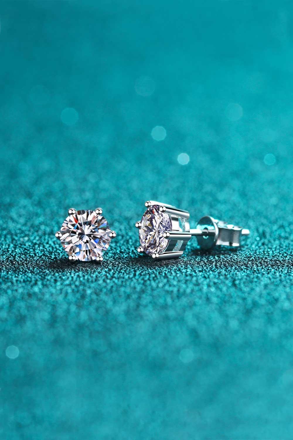 Endless Cheer Moissanite Stud Earrings - PRAYANS